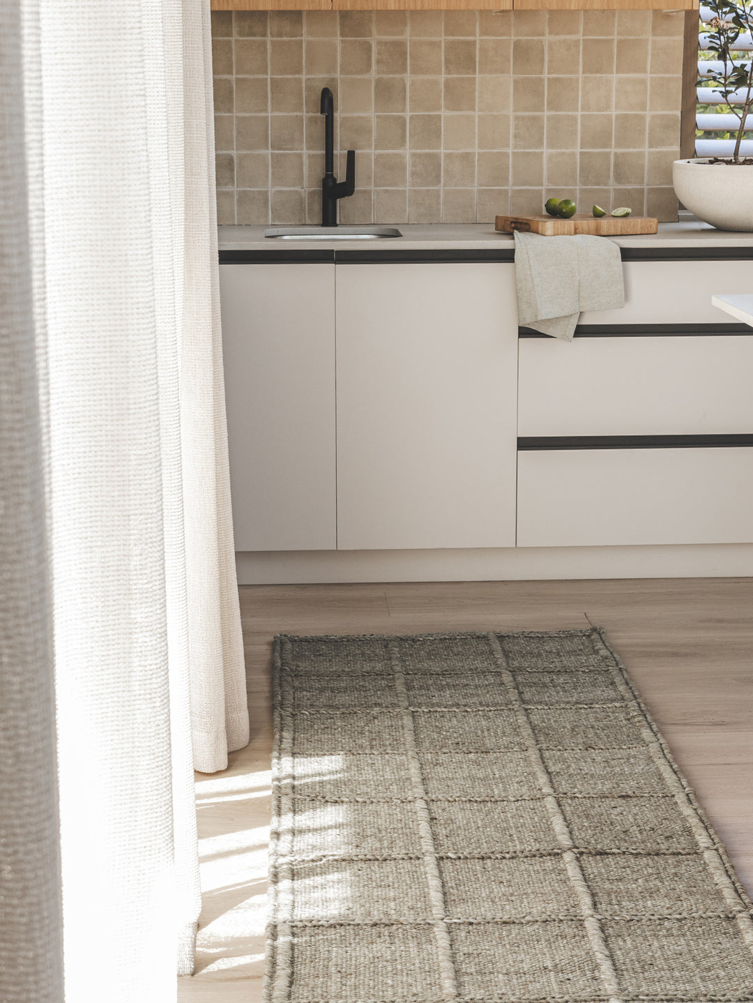Cortile Runner in Mirage