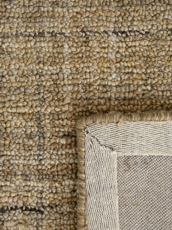 Couture Rug in Champagne