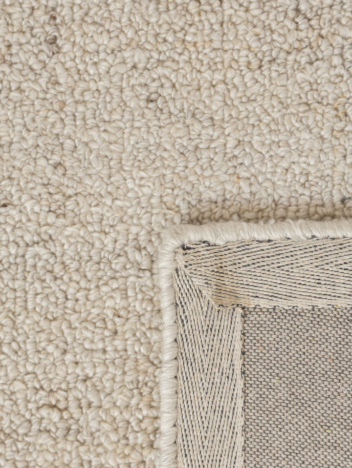 Couture Rug in Pearl