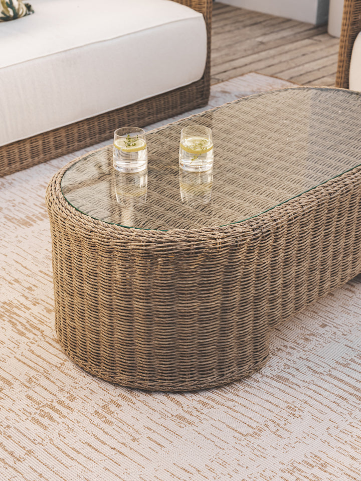 Curacao Outdoor Sofa Set in Creamed Honey