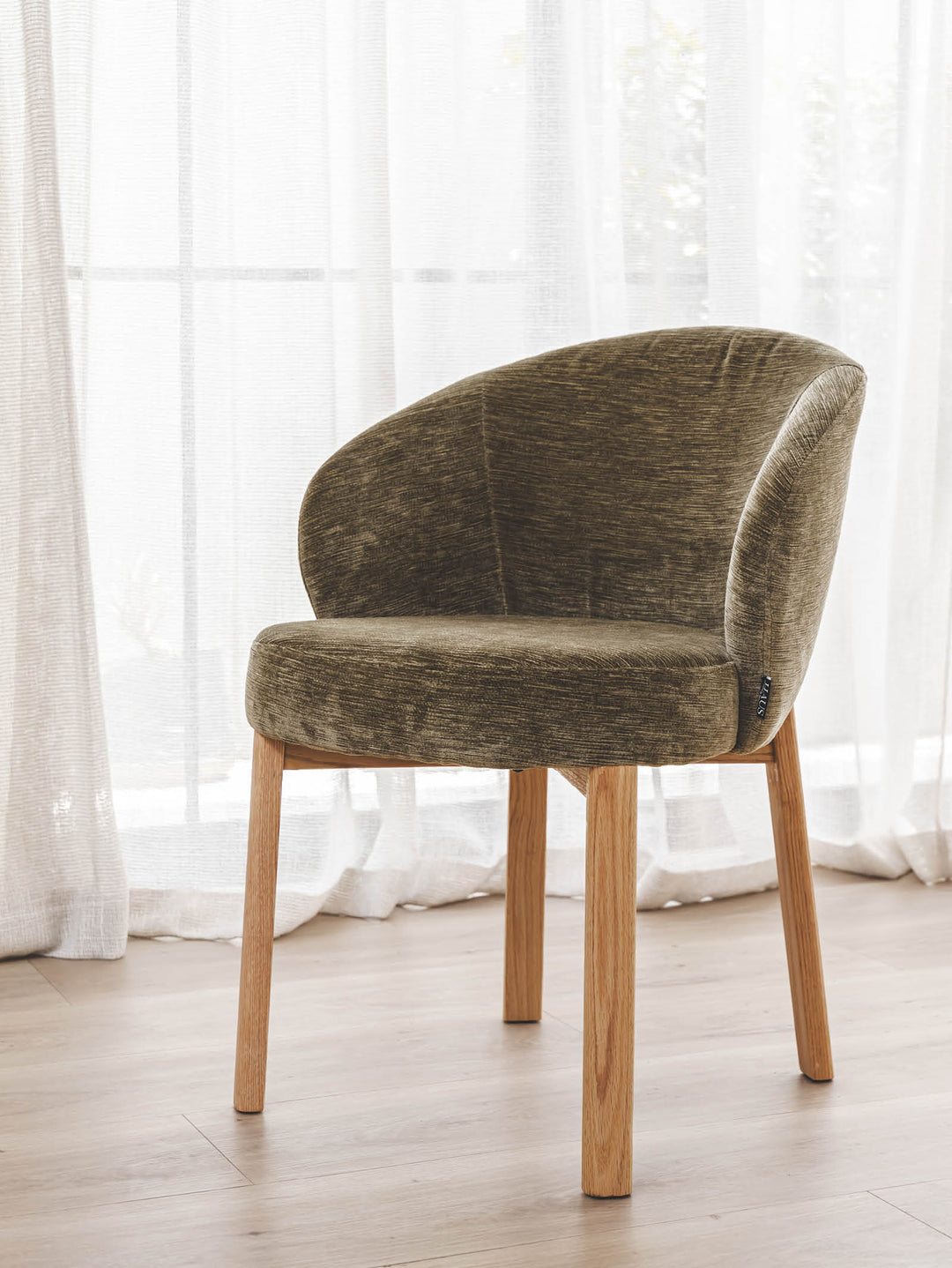 Dahlia Oak Dining Chair