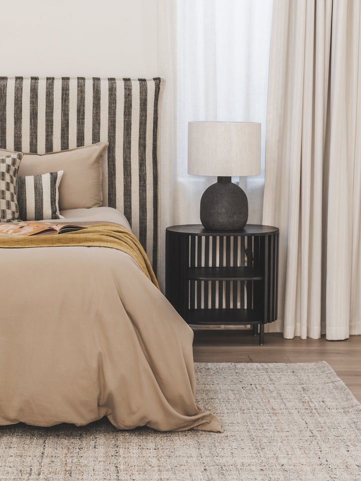 Dark Horse Table Lamp in Volcanic