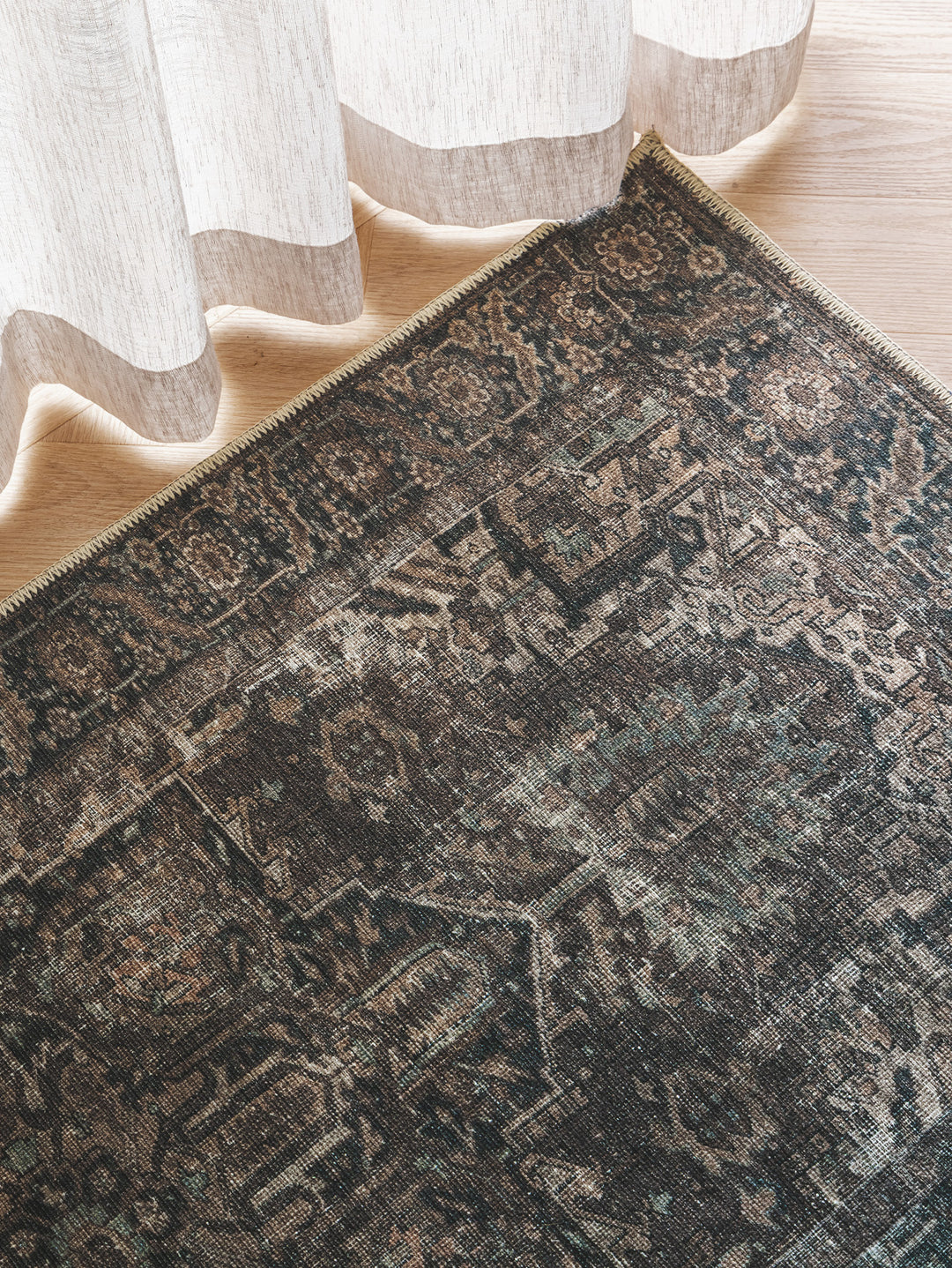 Elinor Runner in Umber