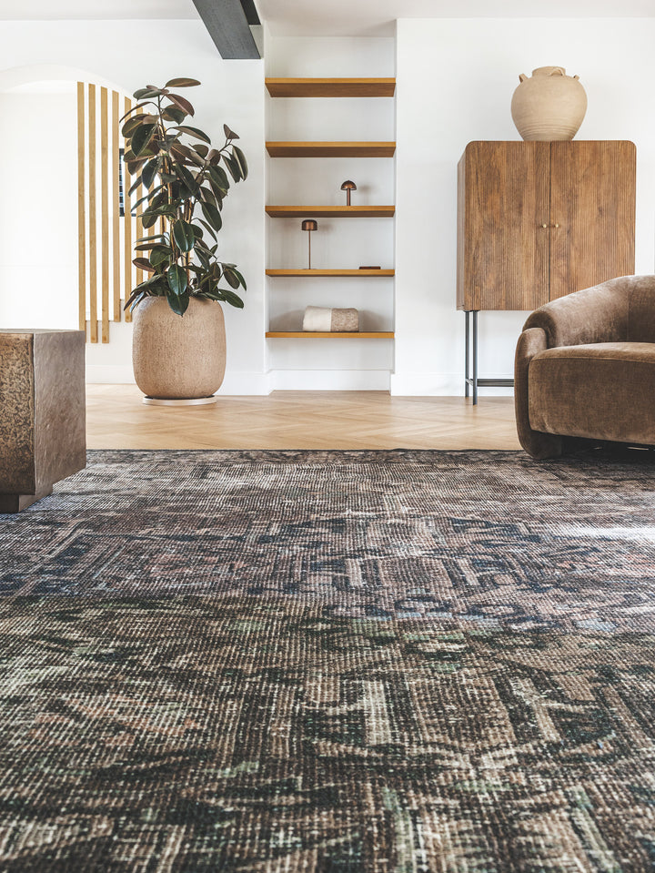 Elinor Rug in Umber