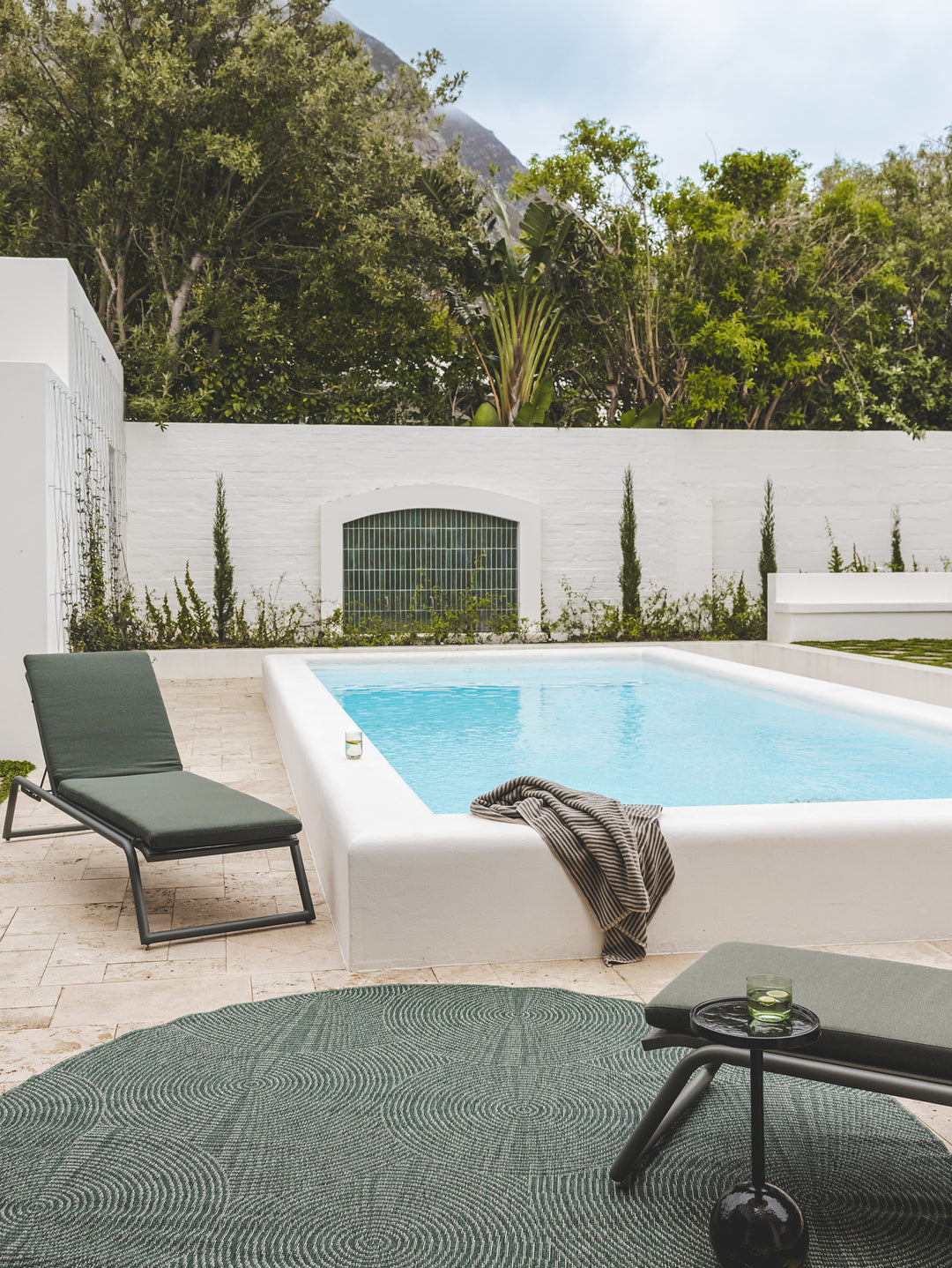 Drift Lounger