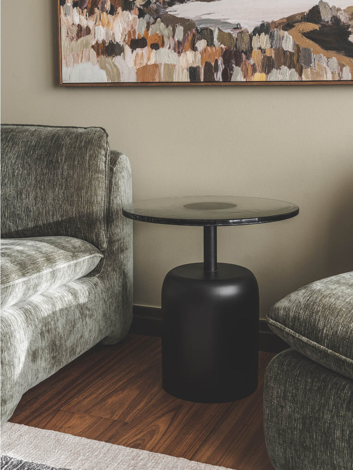 Drizzle Side Table in Clear