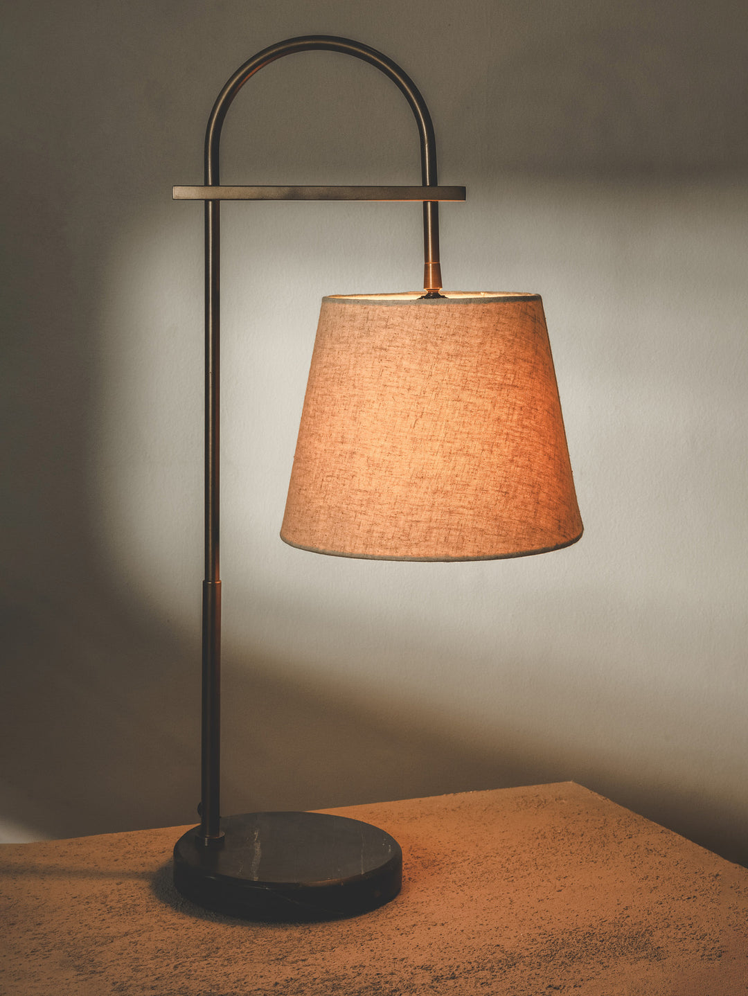Duncan Desk Lamp in Linen