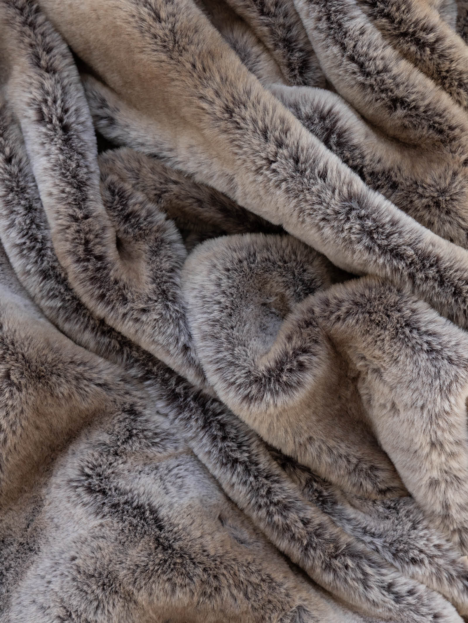 Elk Fur in Coco - Hertex Haus