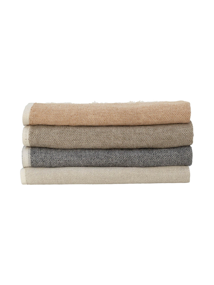 Elle Throw