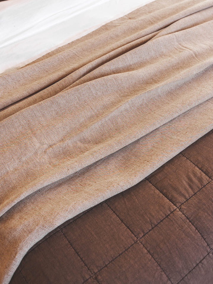 Elle Throw