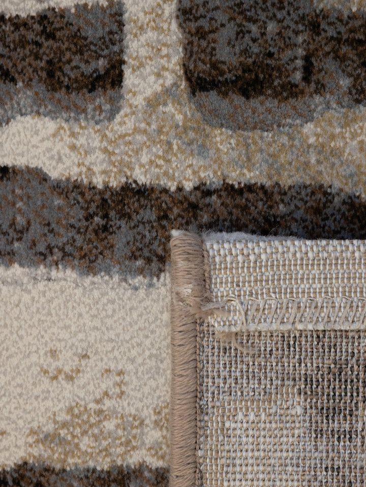 Interlock Rug in Warm Embrace