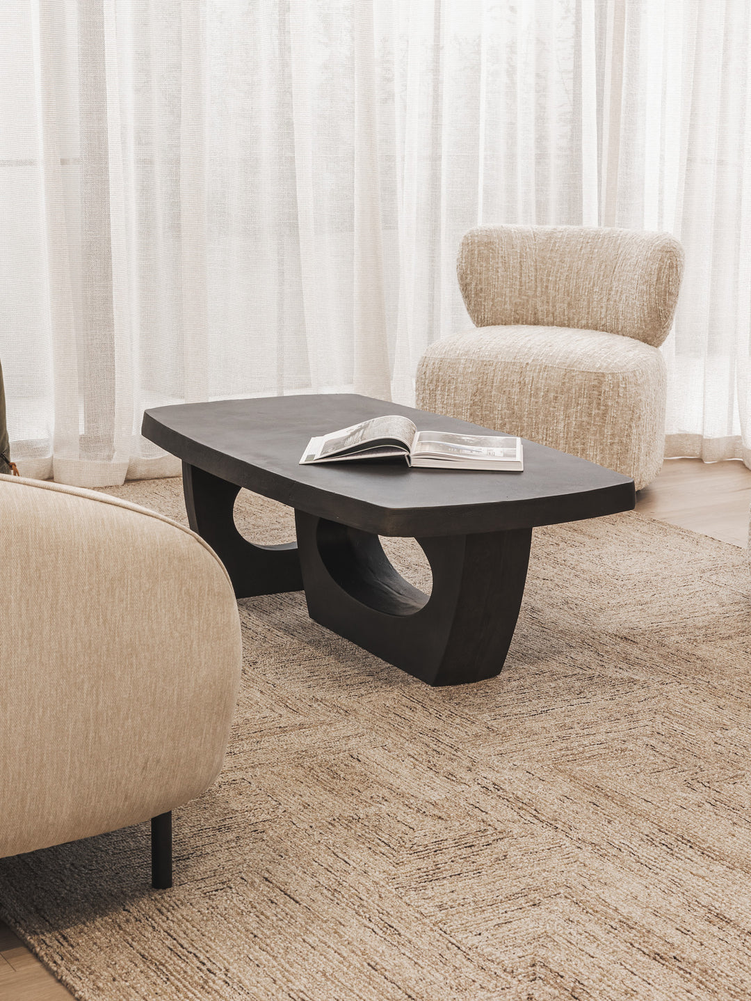 Entwine Rug in Crunchy