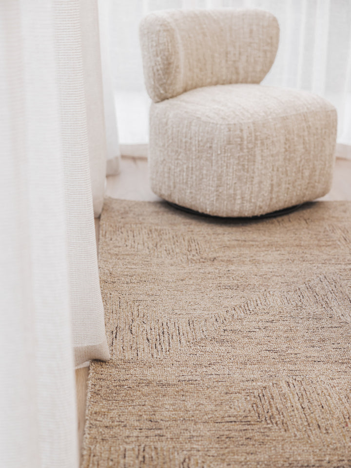 Entwine Rug in Crunchy