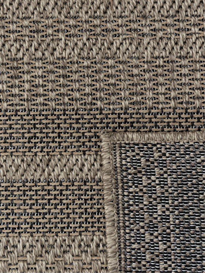 Eshe Rug in Drift
