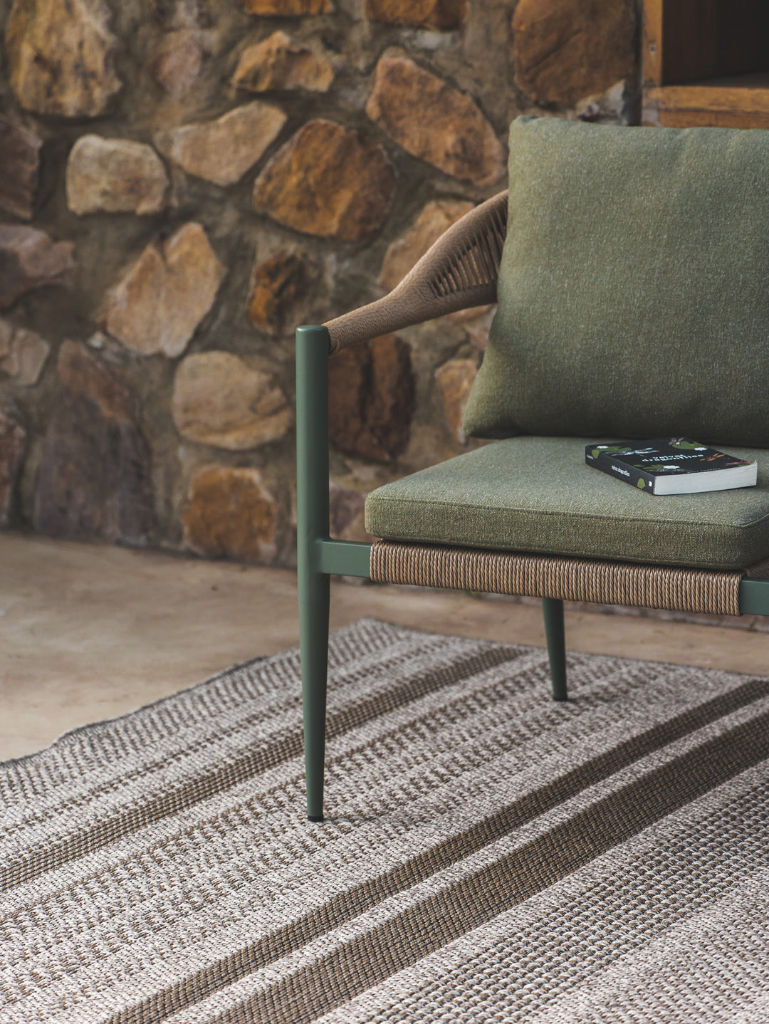 Eshe Rug in Drift