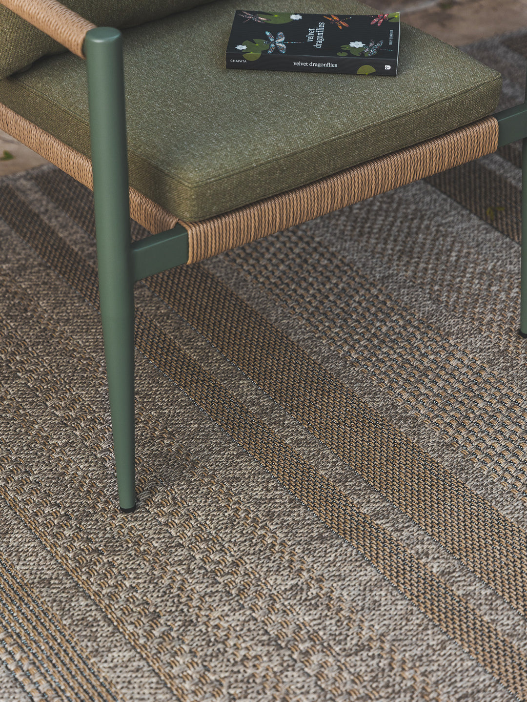 Eshe Rug in Drift