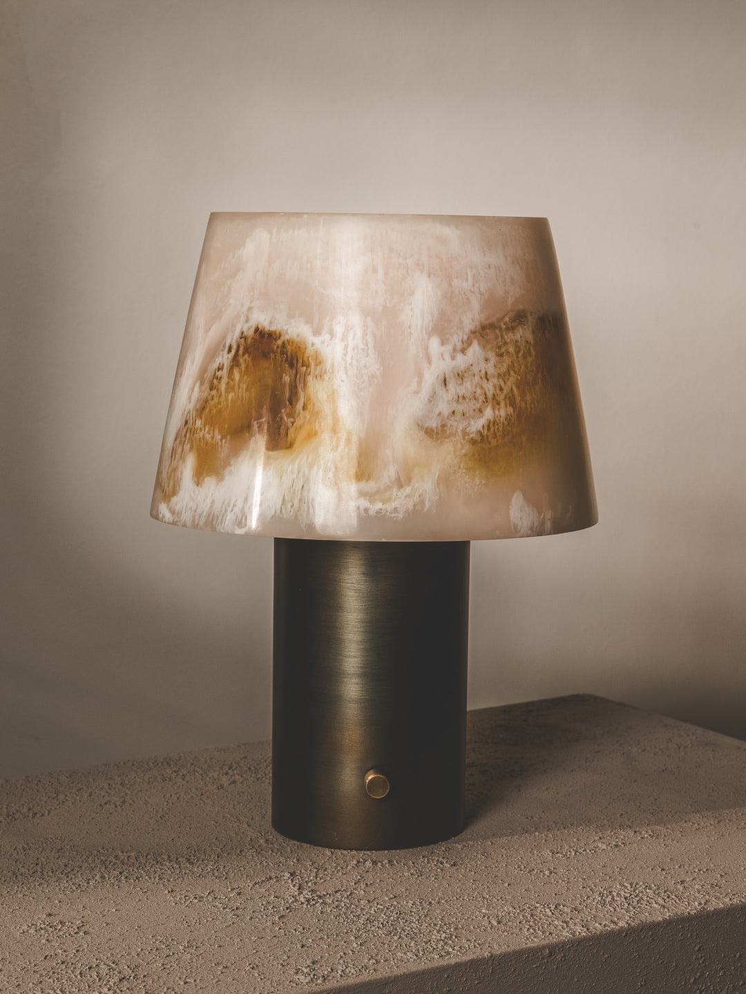 Etsi Table Light in Light Sky
