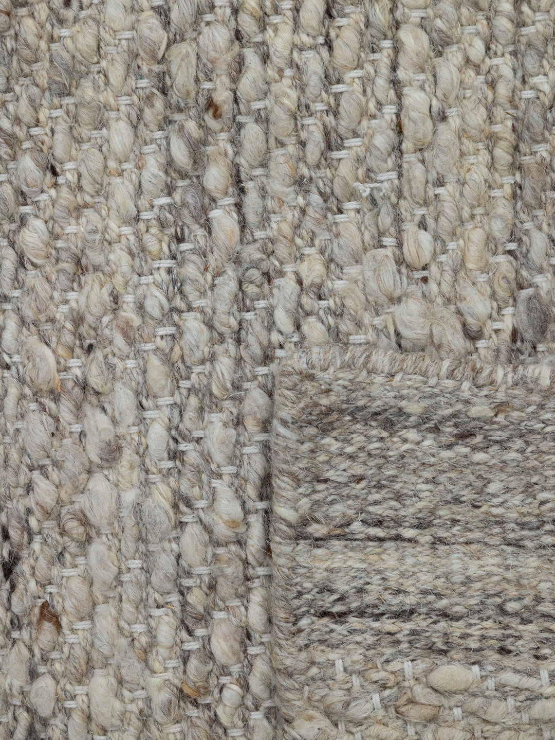 Everest Rug in Bark