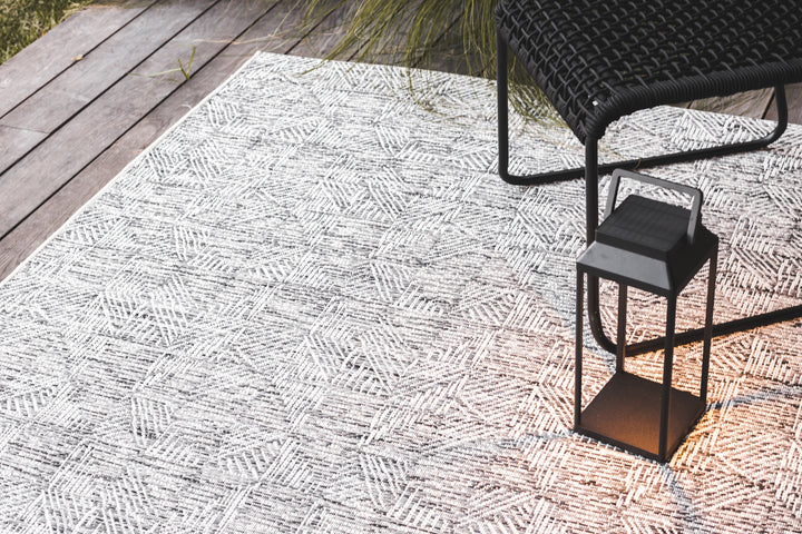 Felix Outdoor Rug in Domino