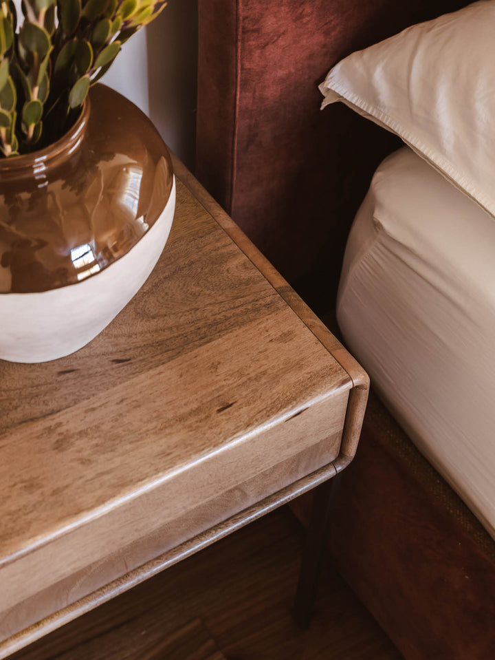Florida Nightstand in Nutmeg
