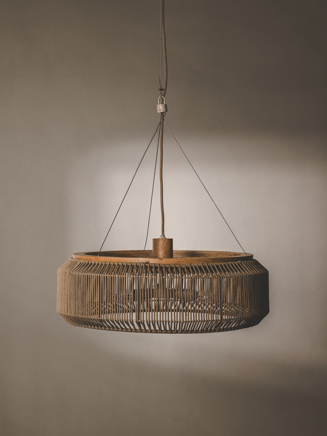 Fortune Pendant in Natura