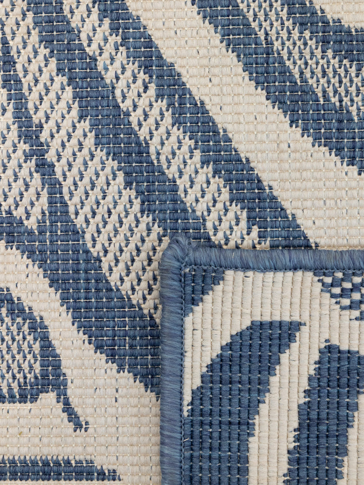 Freeflow Rug in Current