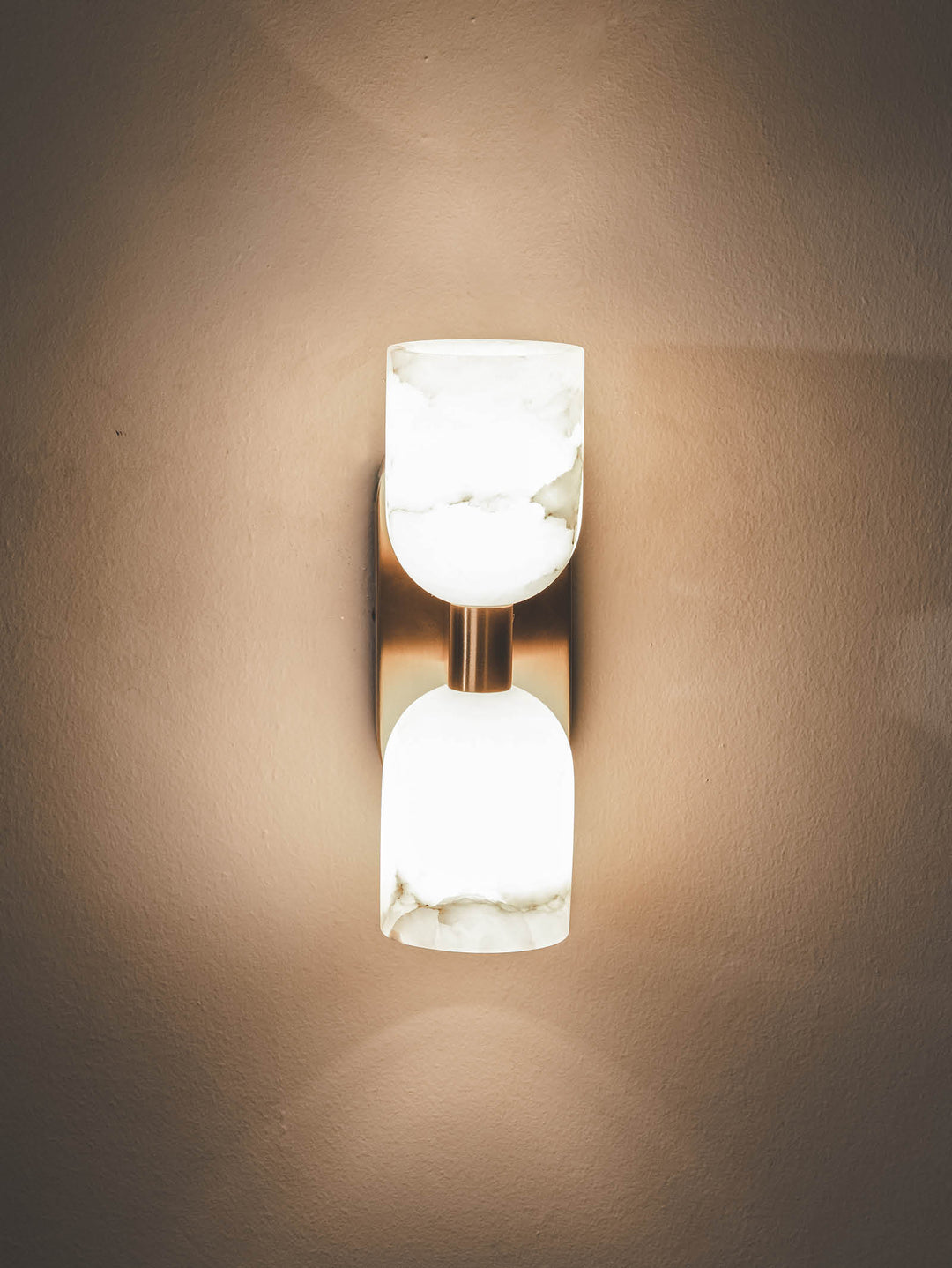 Gemini Wall Light in Parallel