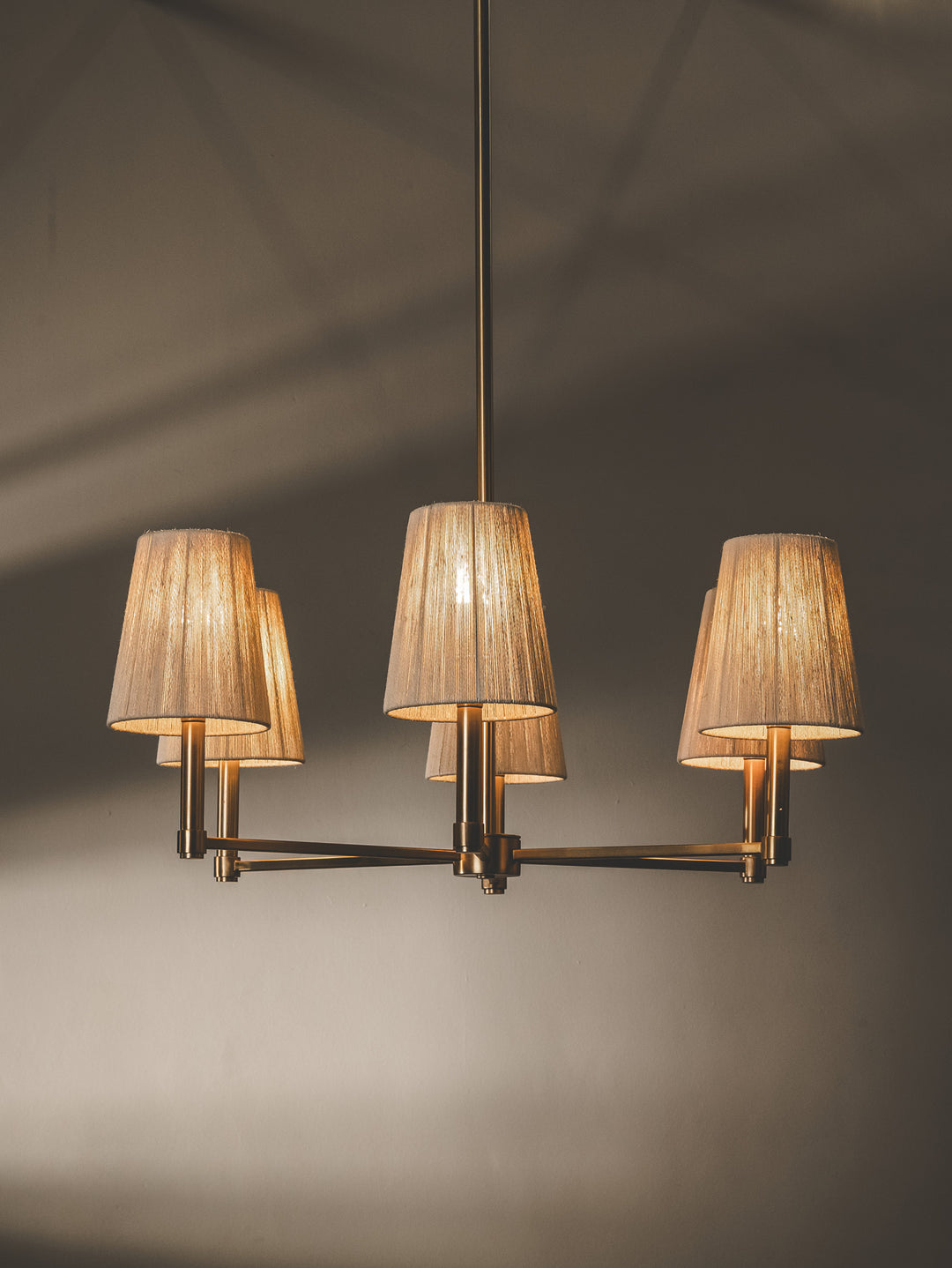 Glowrift Chandelier in Champagne