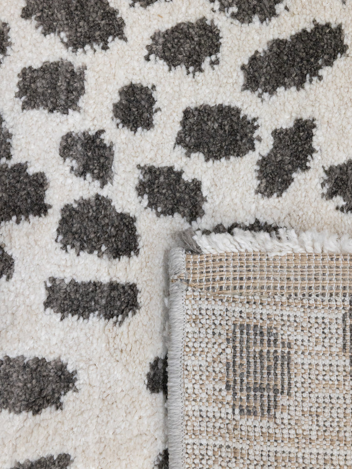 Spotacular Rug in After Dark