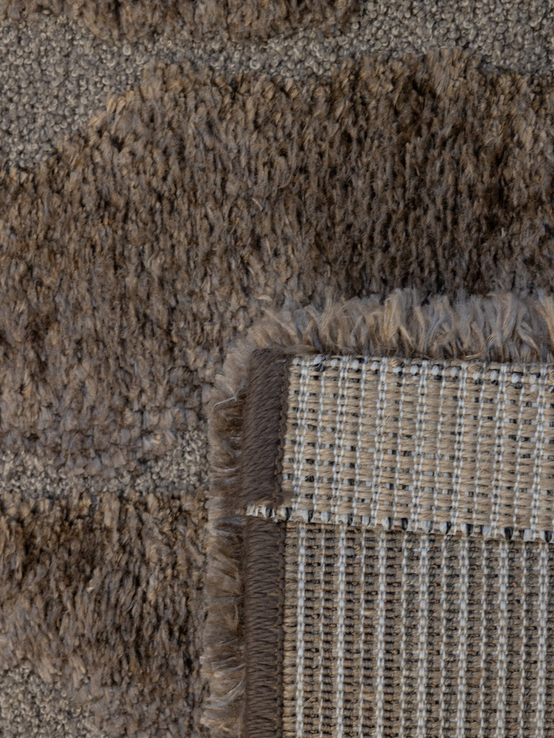 Gusto Rug in Bronze