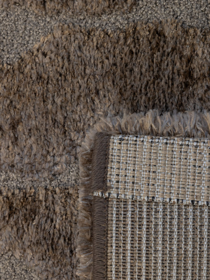 Gusto Rug in Bronze