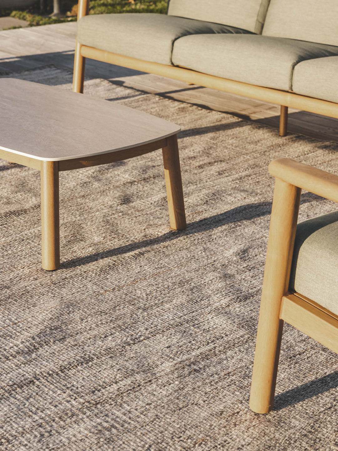 Hemsworth Rug in Drizzle