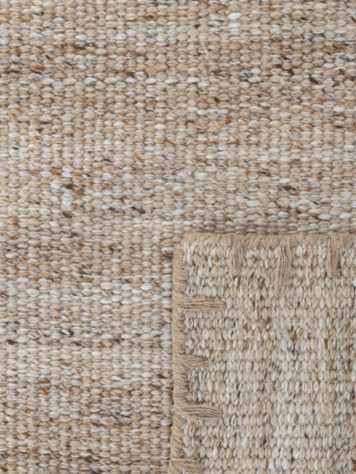 Hemsworth Rug in Wheat