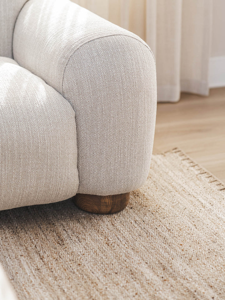Hemsworth Rug in Wheat