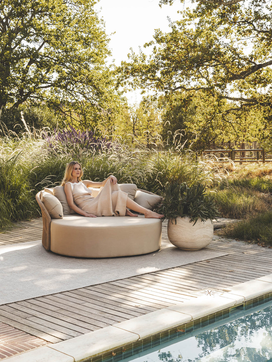 Hideaway Rug in Stone