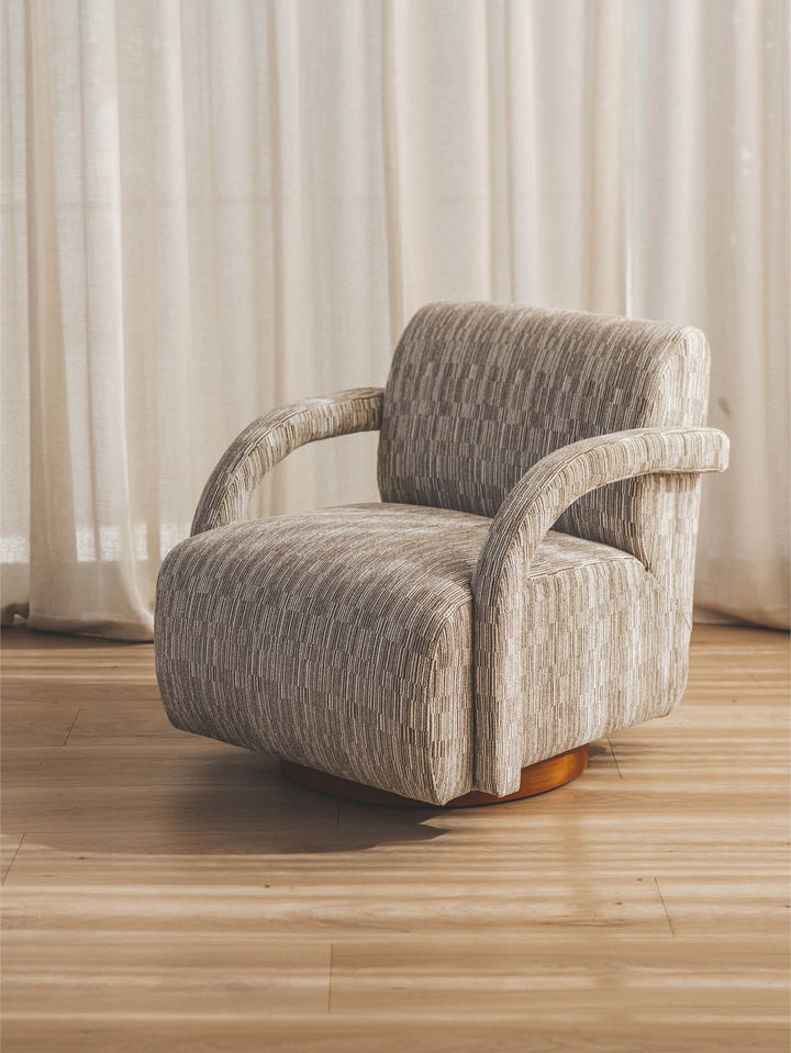 Highborn Swivel Chair