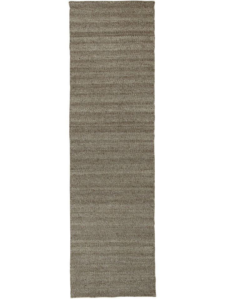 Humble Runner in Truffle
