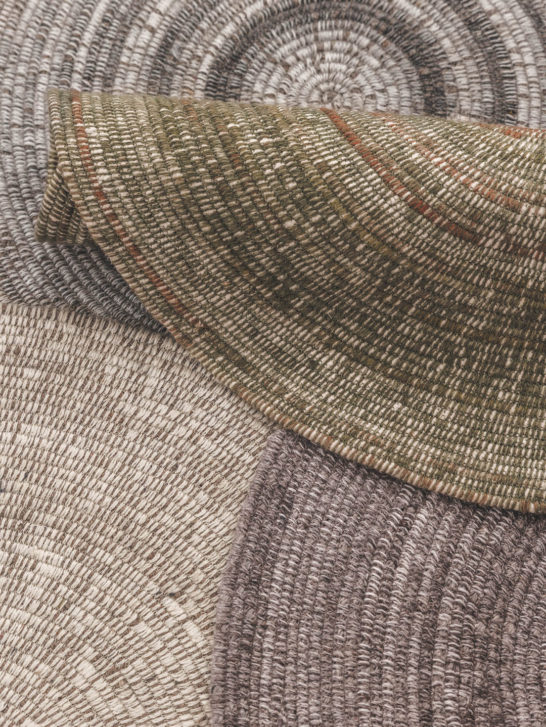 Inca Round Rug in Fields