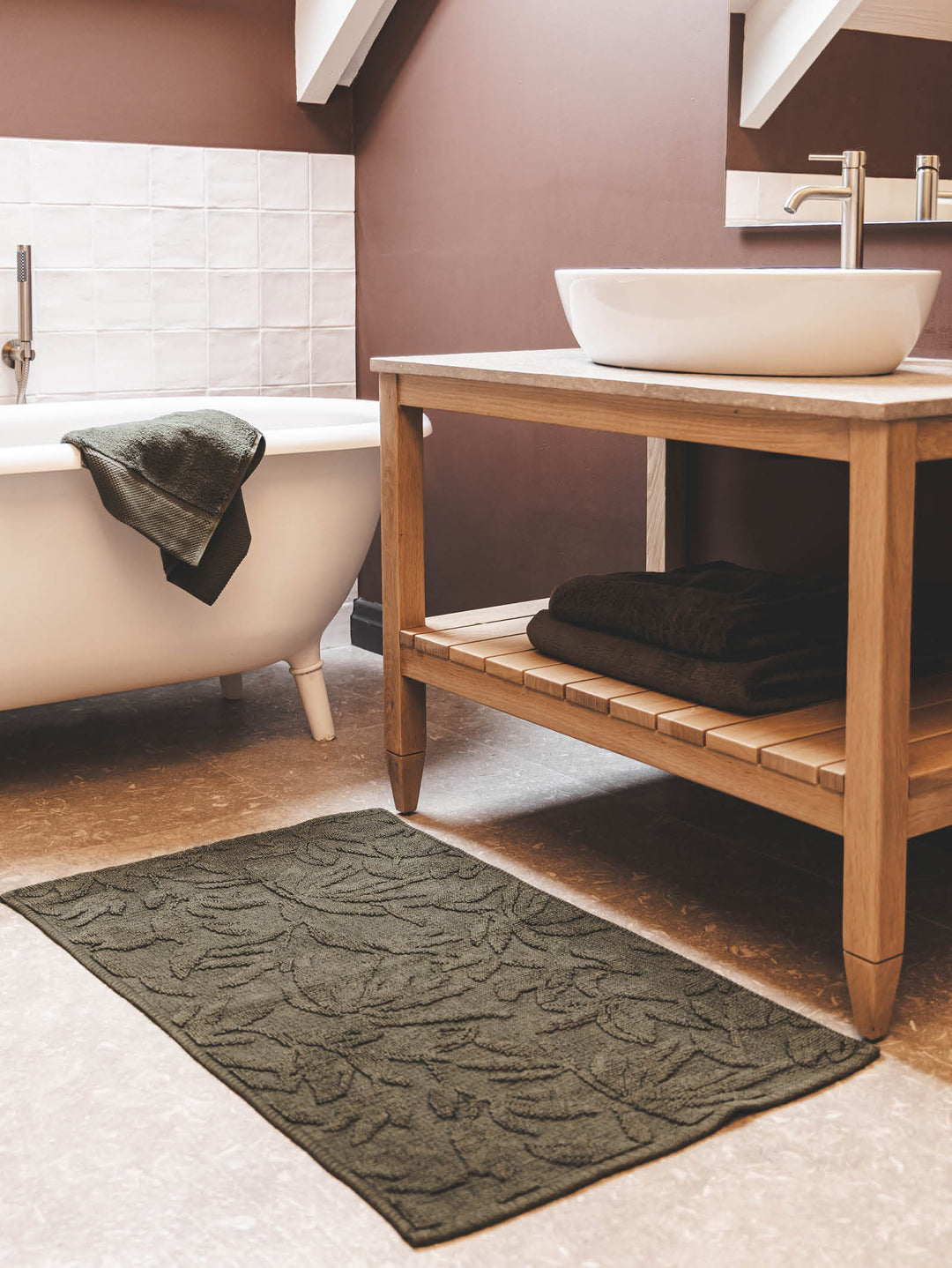 Iris Bathmat