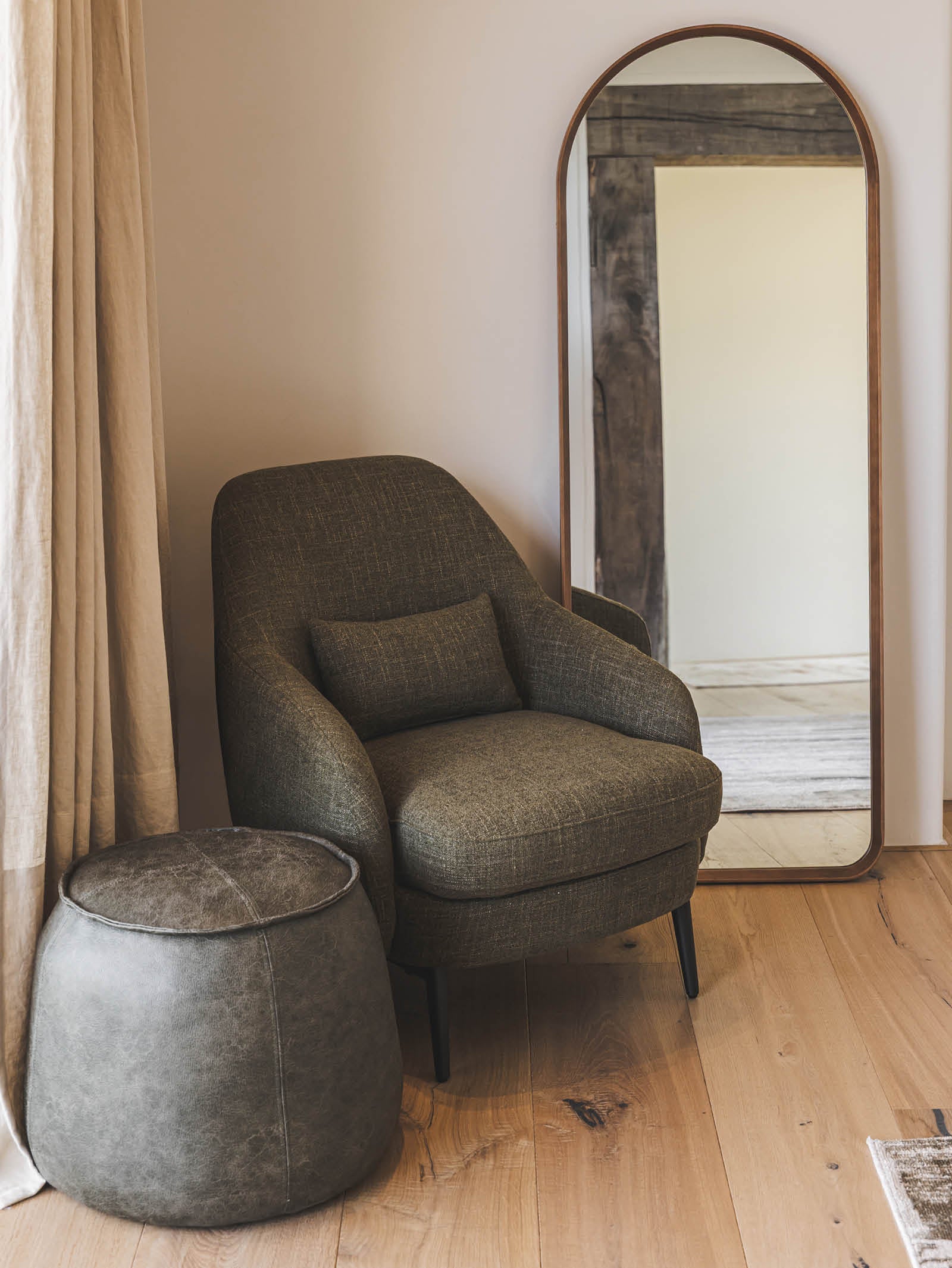 Jake Oak Floor Mirror - Hertex Haus - Hertex HAUS