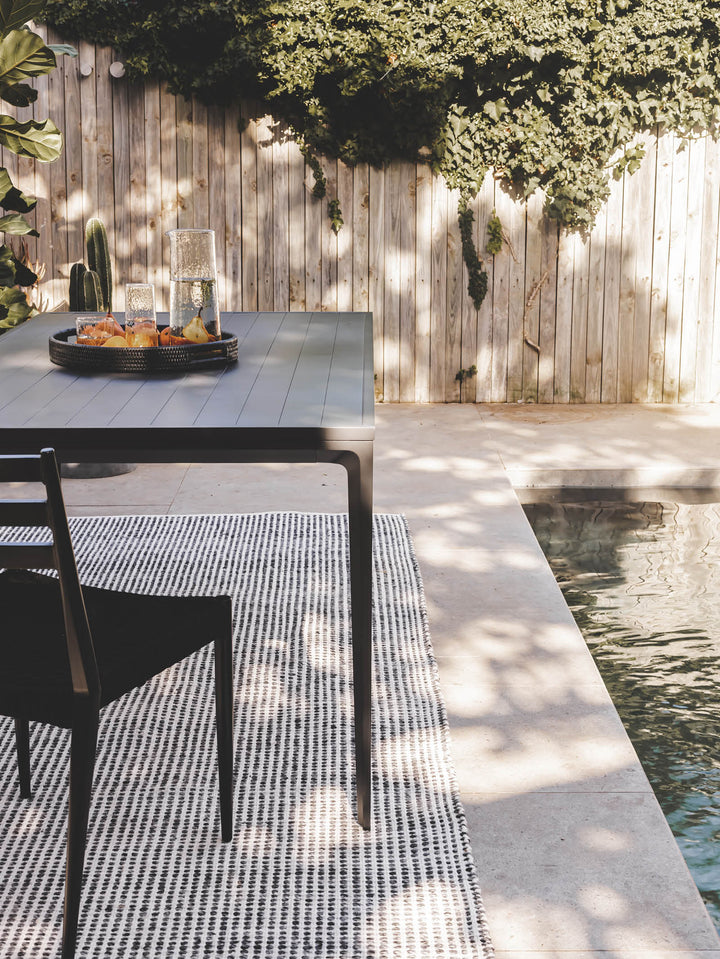 Jardin Outdoor Rug in Coal
