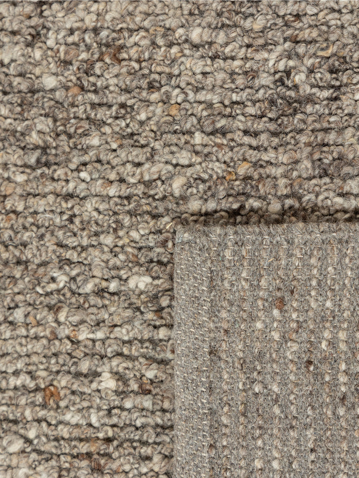 Juneau Rug in Bark