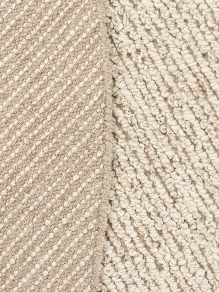 Juneau Round Rug in Merino
