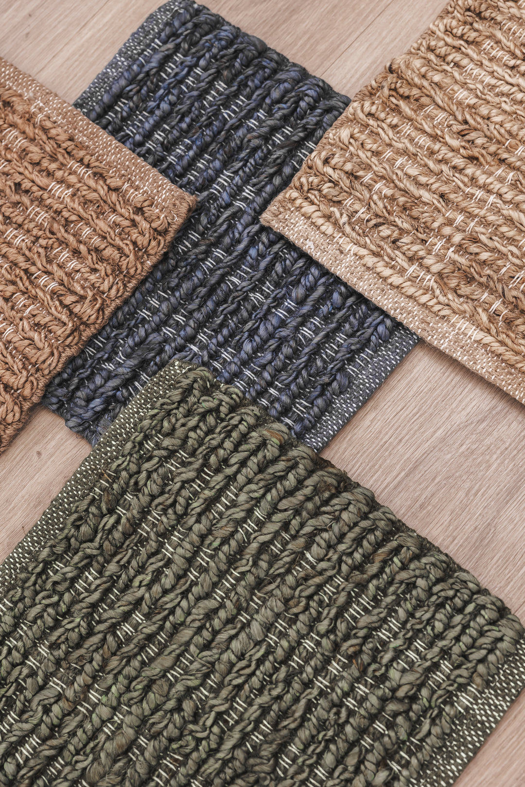 Jutties Rug in Midnight