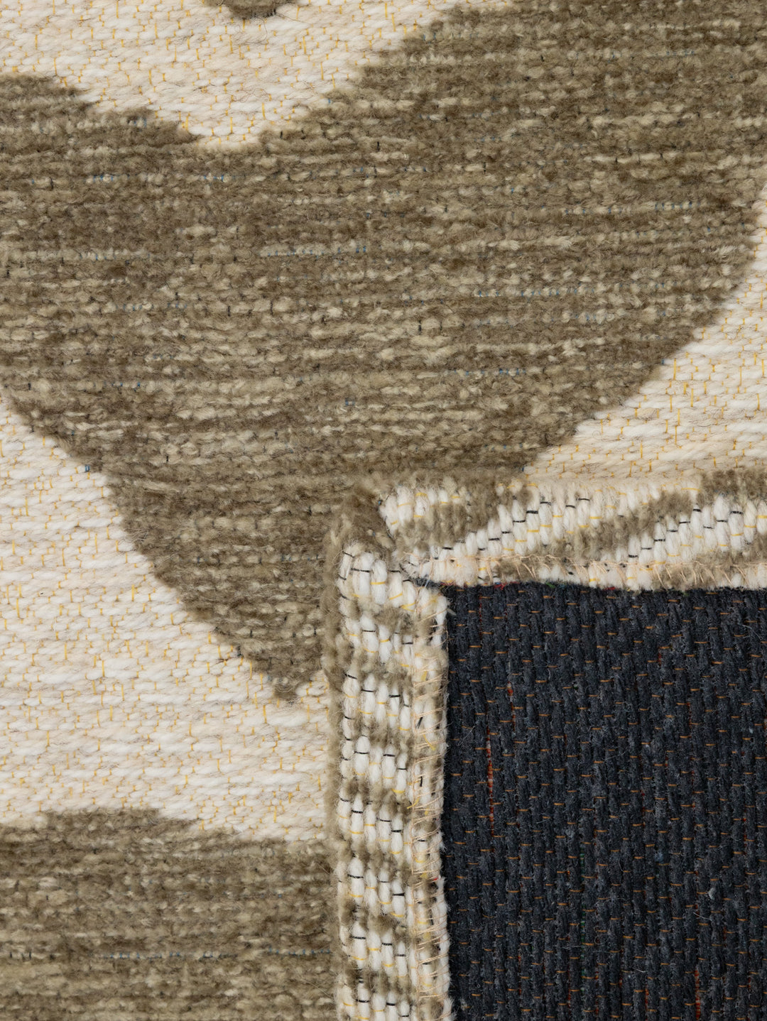 Juxtapose Rug in Aloe