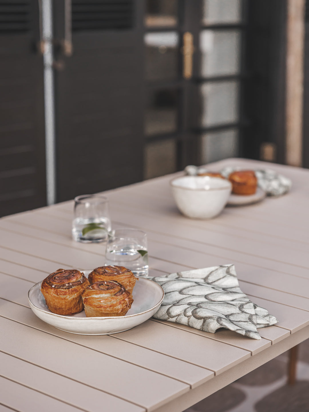 Kariba Outdoor Table 6 Seater