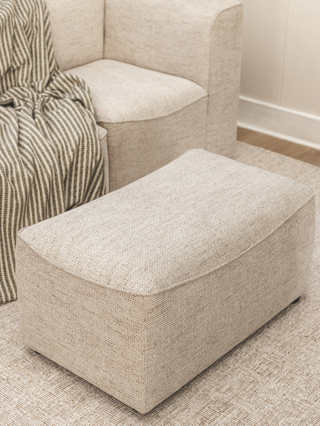 Ladismith Modular Sofa Set in Rockface Arctic
