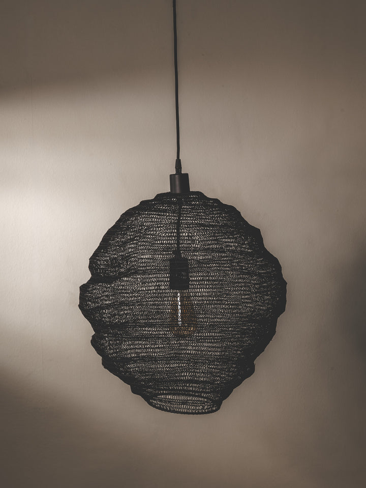 Collapsible powder-coated steel mesh pendant in black colourway.