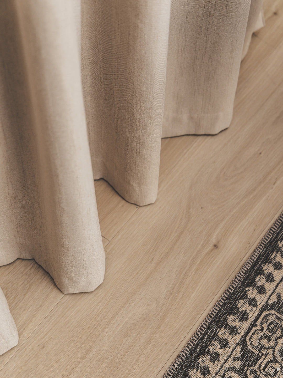 Lario Ready-Made Lined Extra Length Curtain