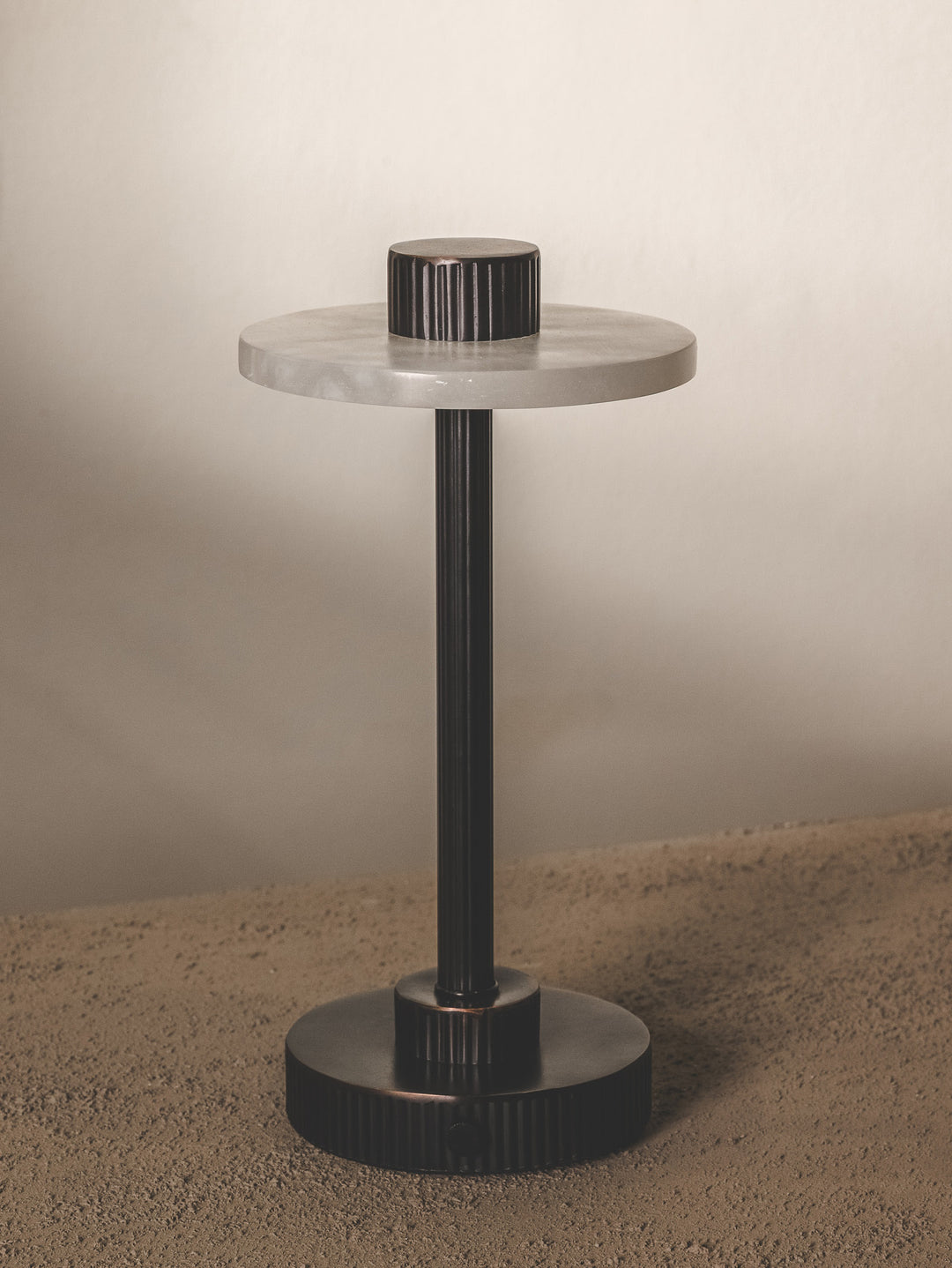 Lior USB Table Lamp